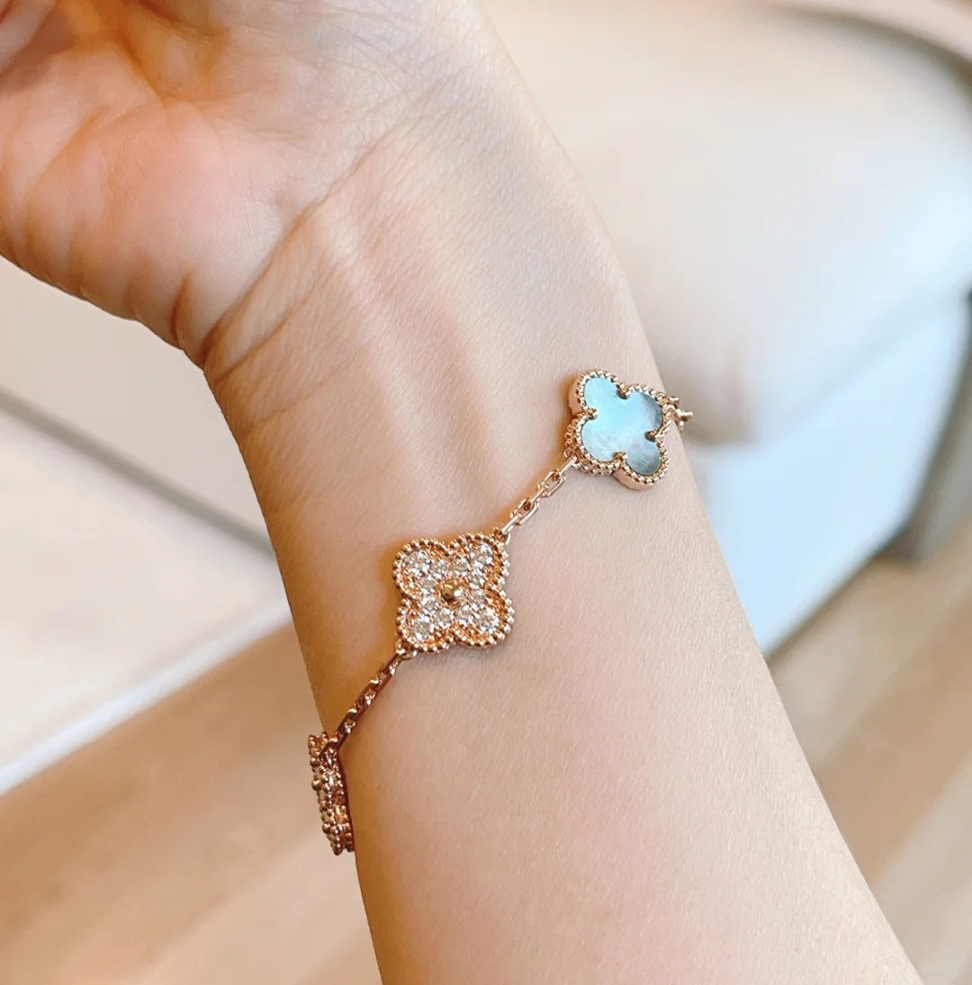 [Polaidi Jewelry] クローバー 5モチーフ グレーマザーオブパール ブレスレットコレクション