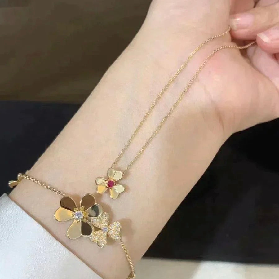 [：Polaidi Jewelry]フリヴォル ゴールドフラワー ネックレス