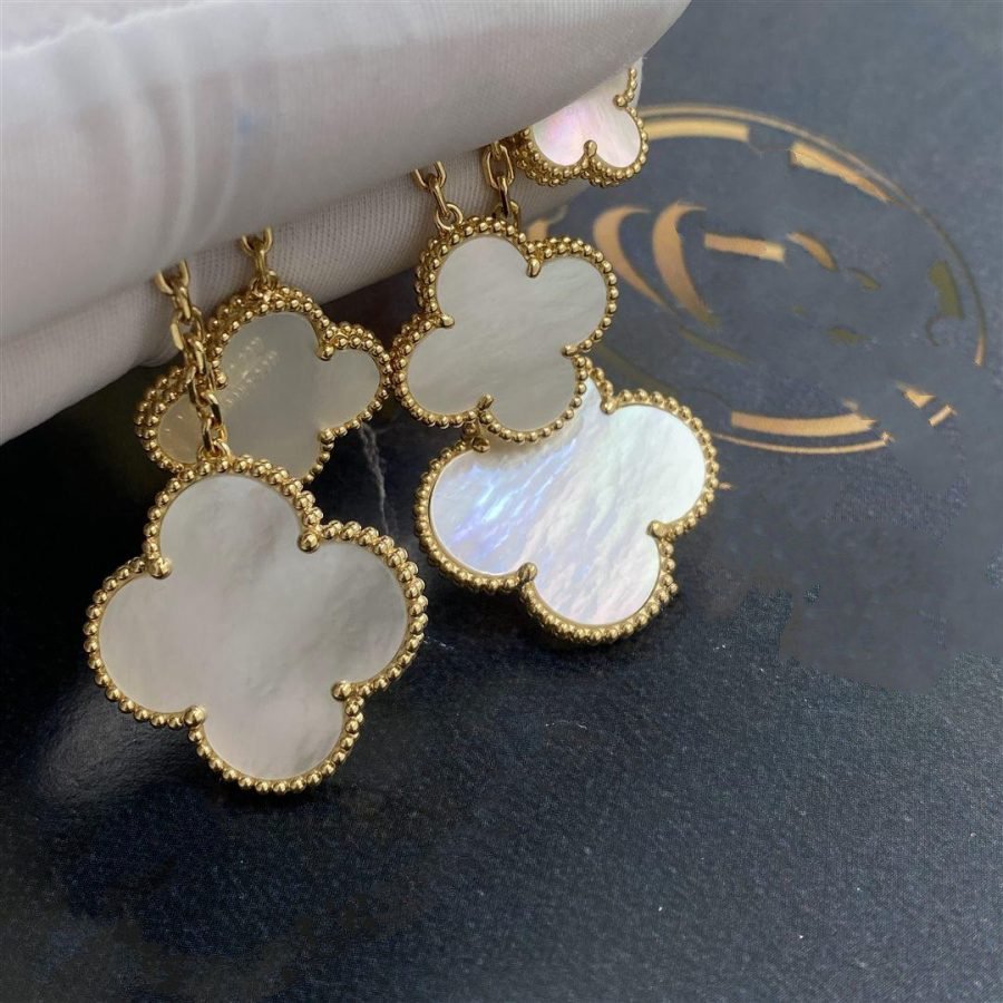 [：Polaidi Jewelry]CLOVER EARRINGS WHITE MOP 4 MOTIFS GOLD