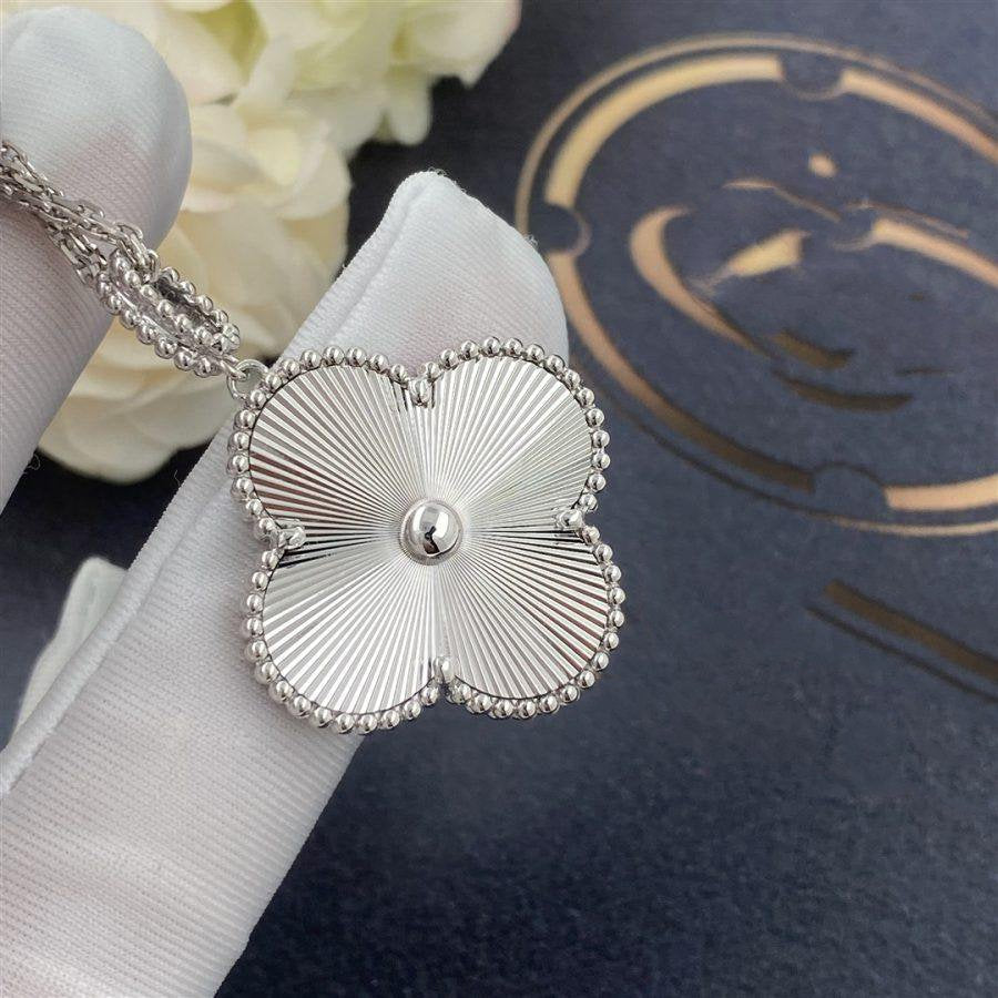 [Polaidi Jewelry]CLOVER 25MM SILVER BIG CLOVER NECKLACE