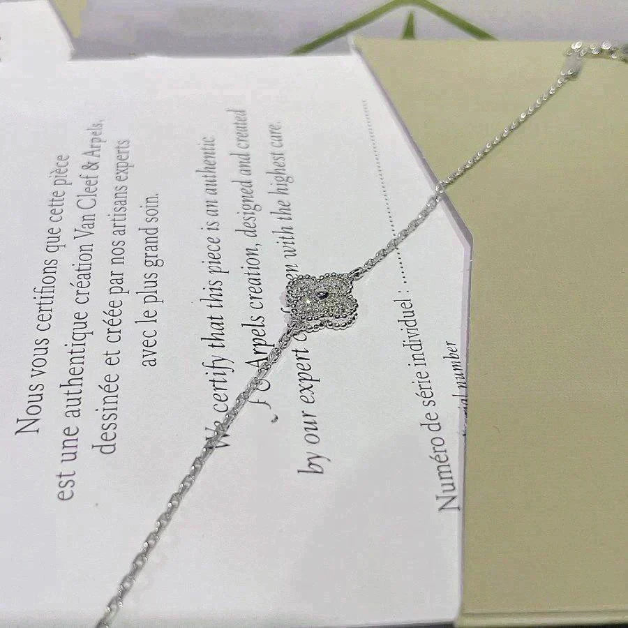 [：Polaidi Jewelry]CLOVER  SINGLE FLOWER BRACELET SILVER