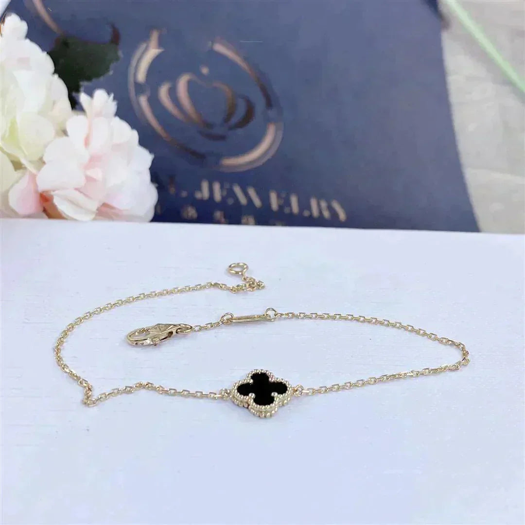 [：Polaidi Jewelry]CLOVER ONYX SINGLE FLOWER BRACELET