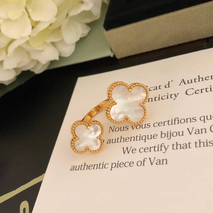 [：Polaidi Jewelry]クローバー・ビトゥイーン・ザ・フィンガー・リング