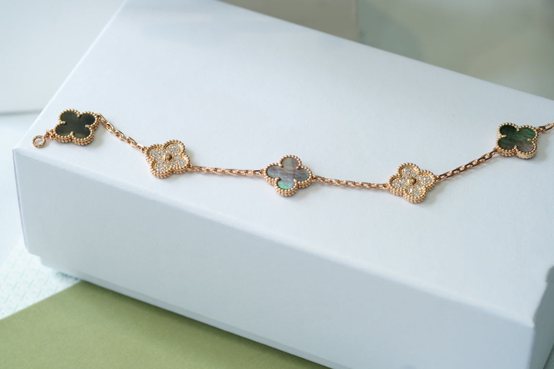 [：Polaidi Jewelry]CLOVER 5 MOTIFS DARK MOP AND DIAMONDS PINK GOLD BRACELET