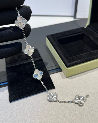 [Polaidi Jewelry] CLOVER 5 MOTIF LASER ブレスレット コレクション